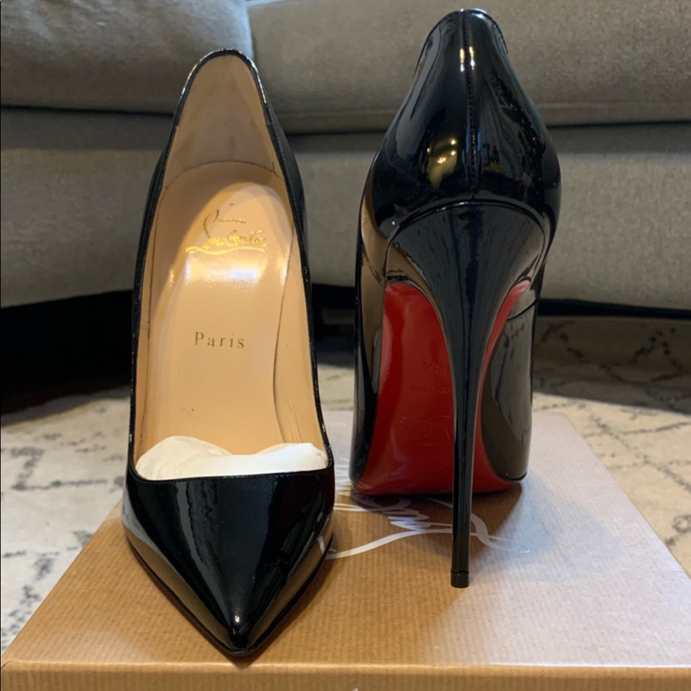 Worn once “So Kate” Pumps!!!!